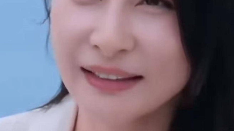 郭晶晶代言婴童唇膏涉嫌虚假宣传被立案调查引热议